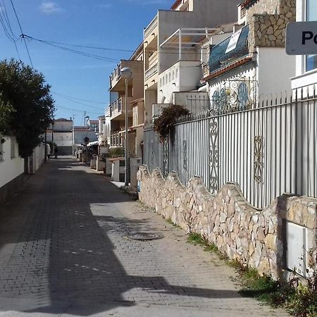 דירות אמפוריבראבה Marina Residencial מראה חיצוני תמונה