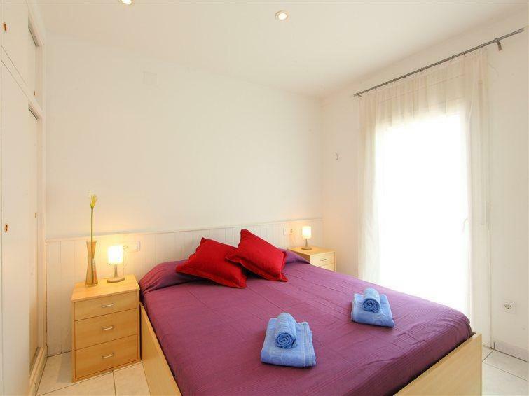 דירות אמפוריבראבה Marina Residencial מראה חיצוני תמונה